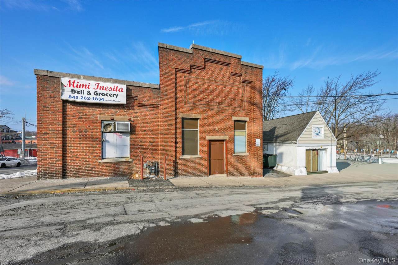 6 Main - 11 E Furman Street - Photo 1