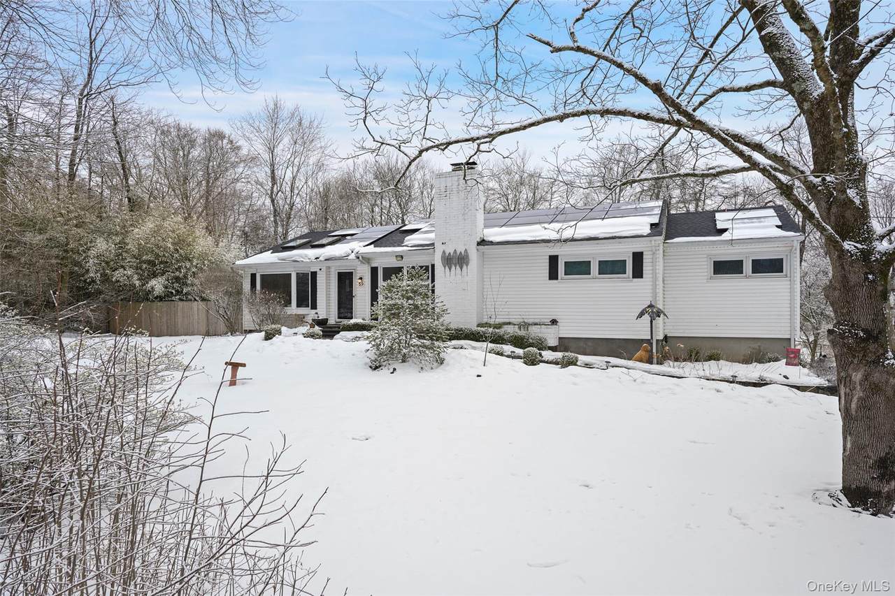 59 Hoags Cross Road - Photo 1