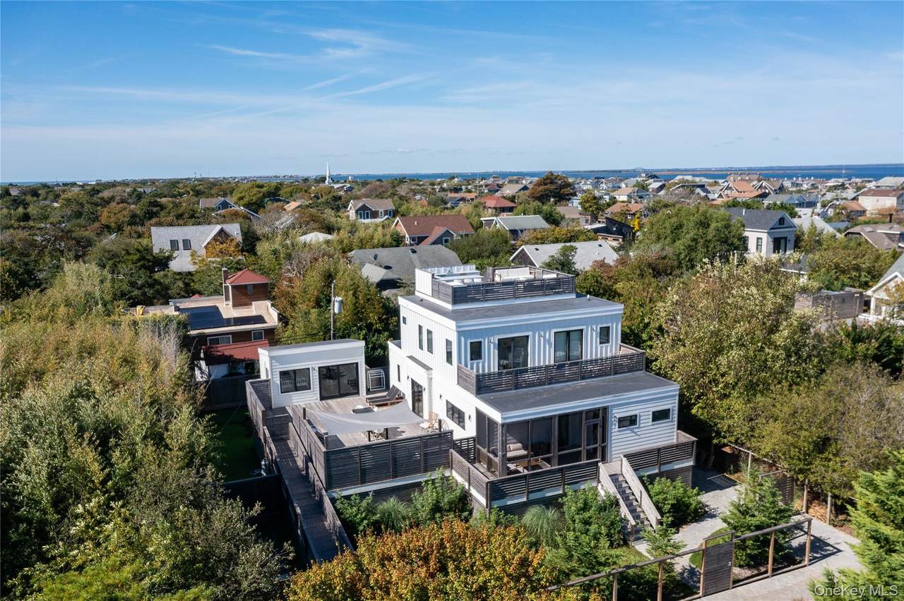 31 Atlantic Avenue - Photo 1