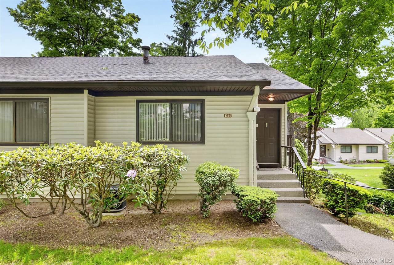 128D Columbia Court - Photo 1