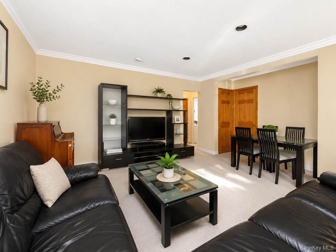 5702 246th Crescent - Photo 1