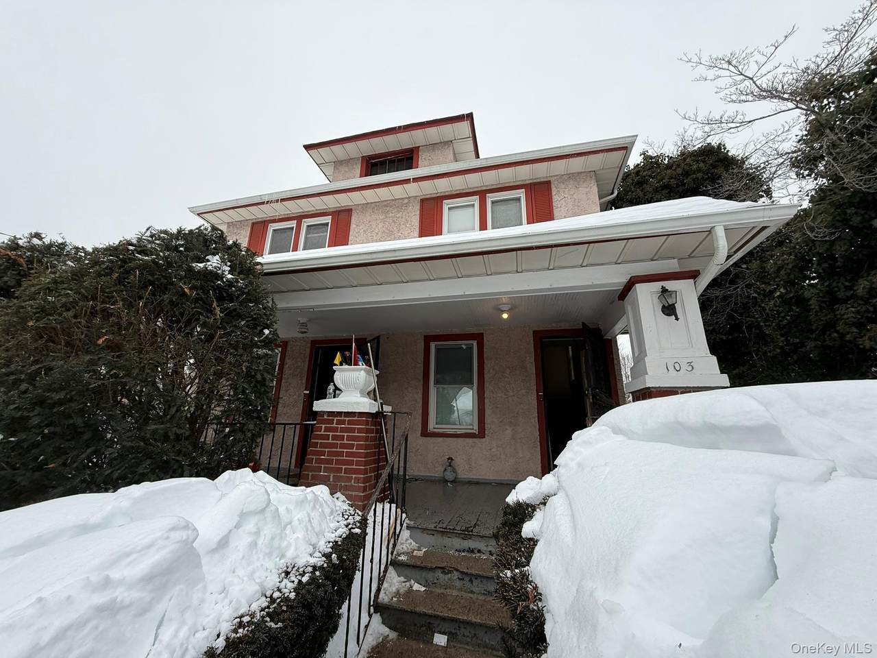 103 Winthrop Avenue - Photo 1
