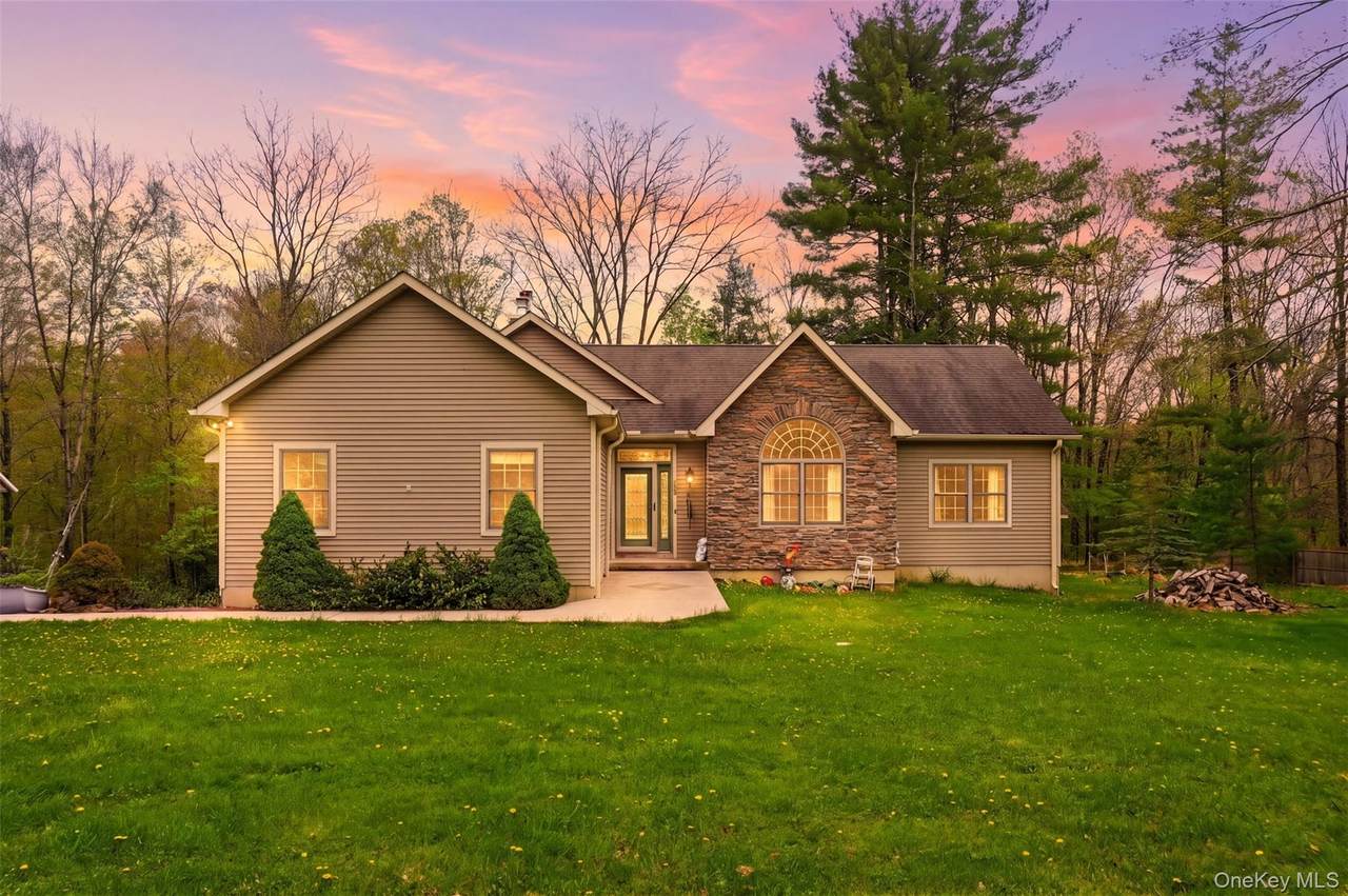 576 Burlingham Road - Photo 1