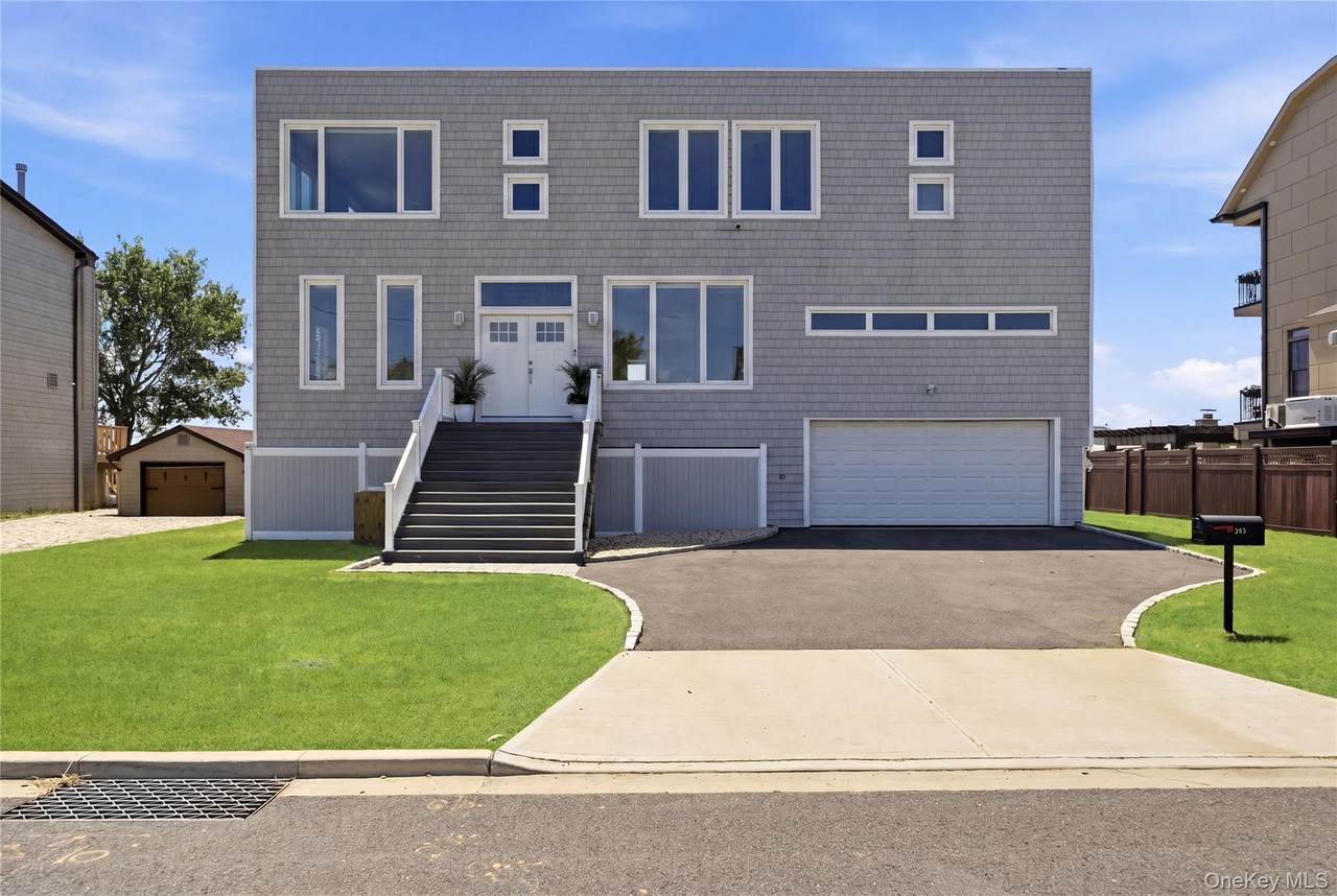 298 Lido Promenade - Photo 1