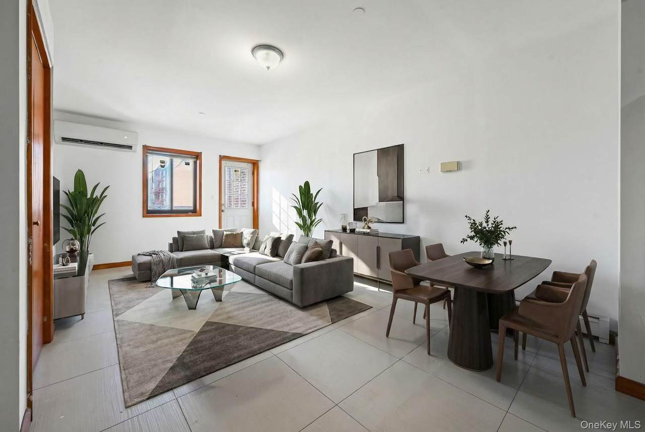 8409 Queens Boulevard - Photo 1