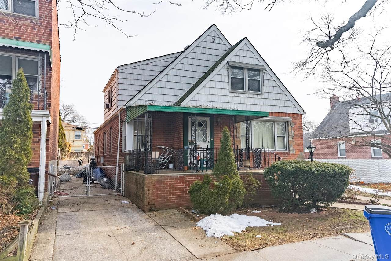 47-49 194th Street - Photo 1