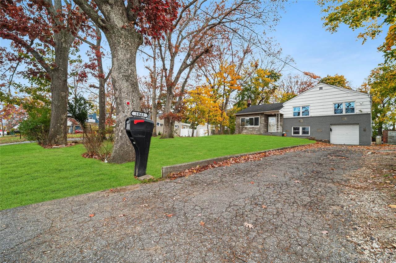 1043 Wilson Boulevard - Photo 1