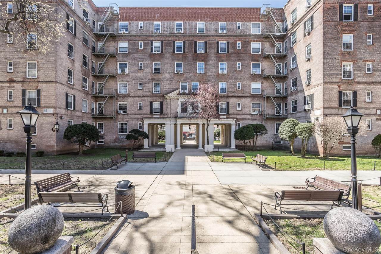 55-23 31 Avenue - Photo 1