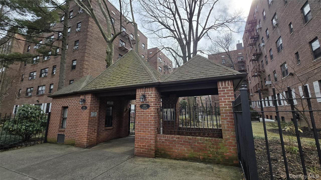 118-60 Metropolitan Avenue - Photo 1