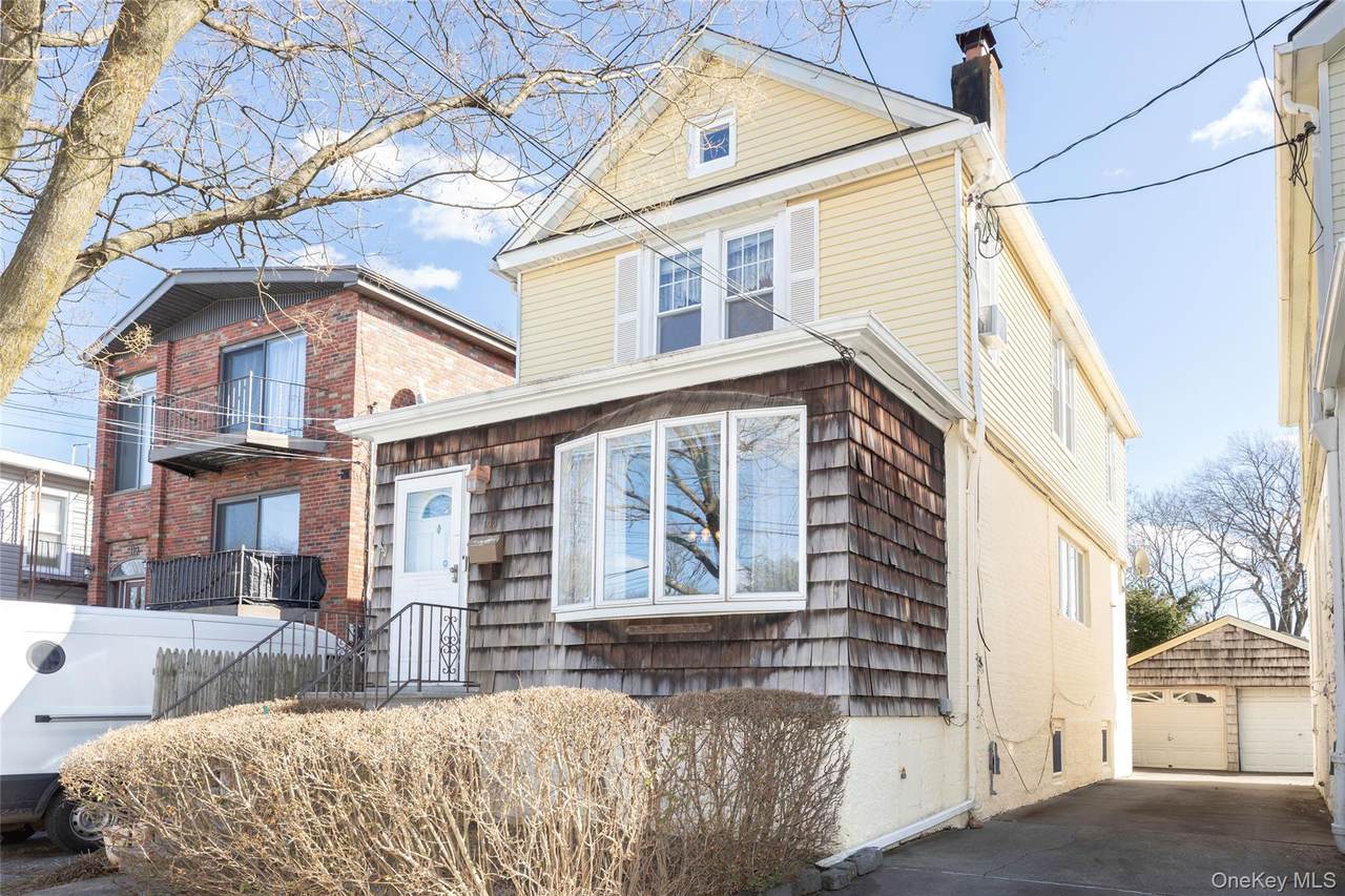 100 Marine Street - Photo 1