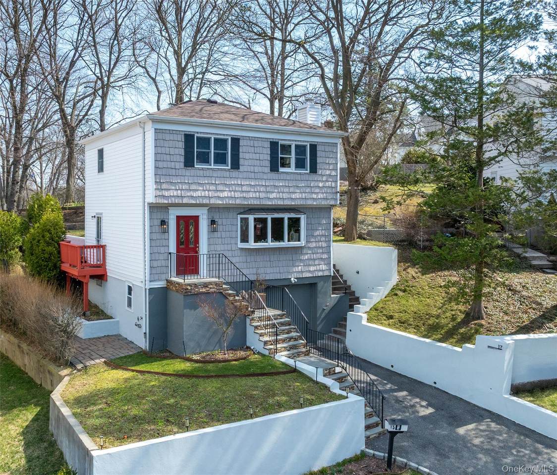 13 Irvington Street - Photo 1