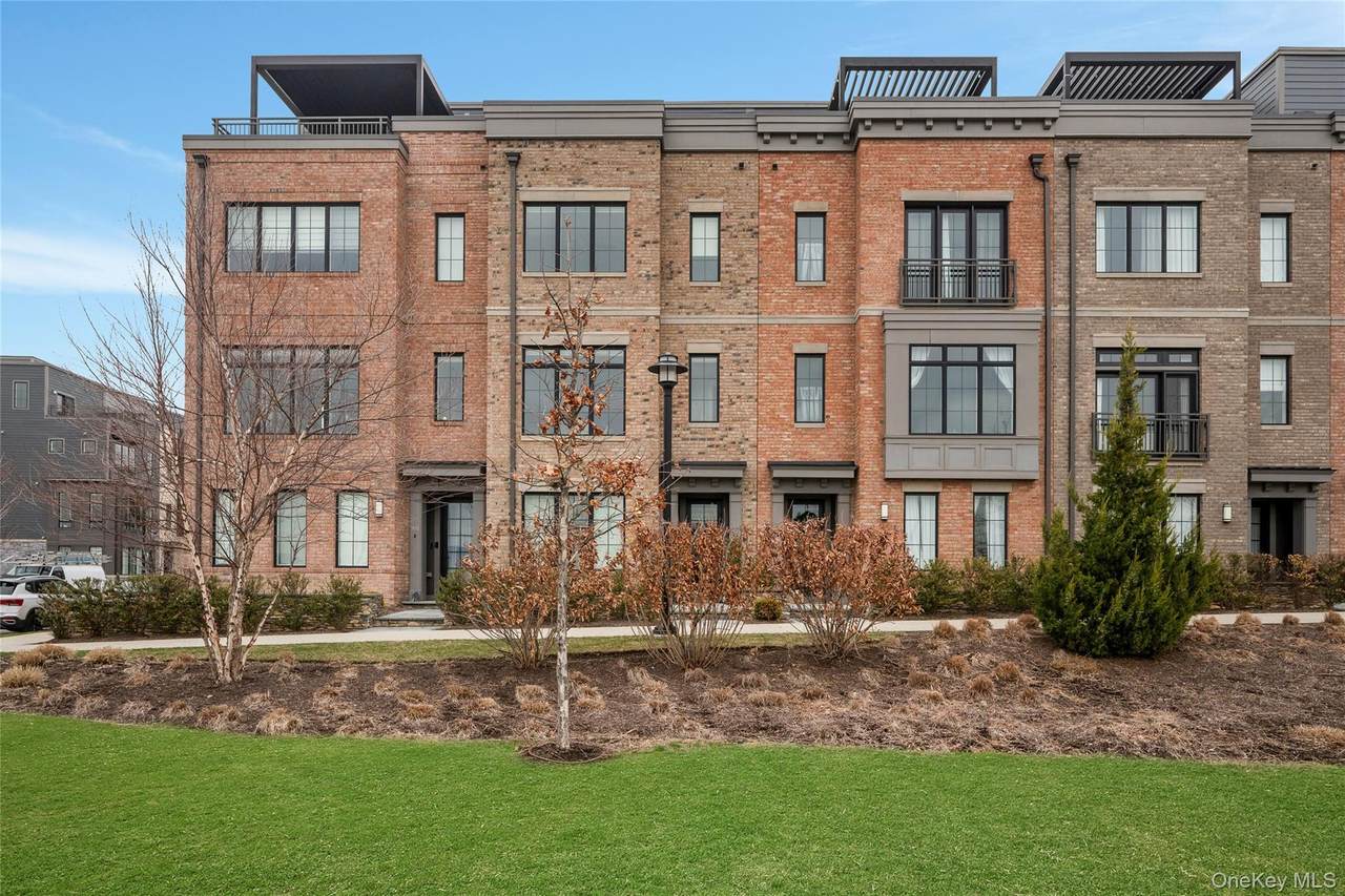 203 Palisades Boulevard - Photo 1