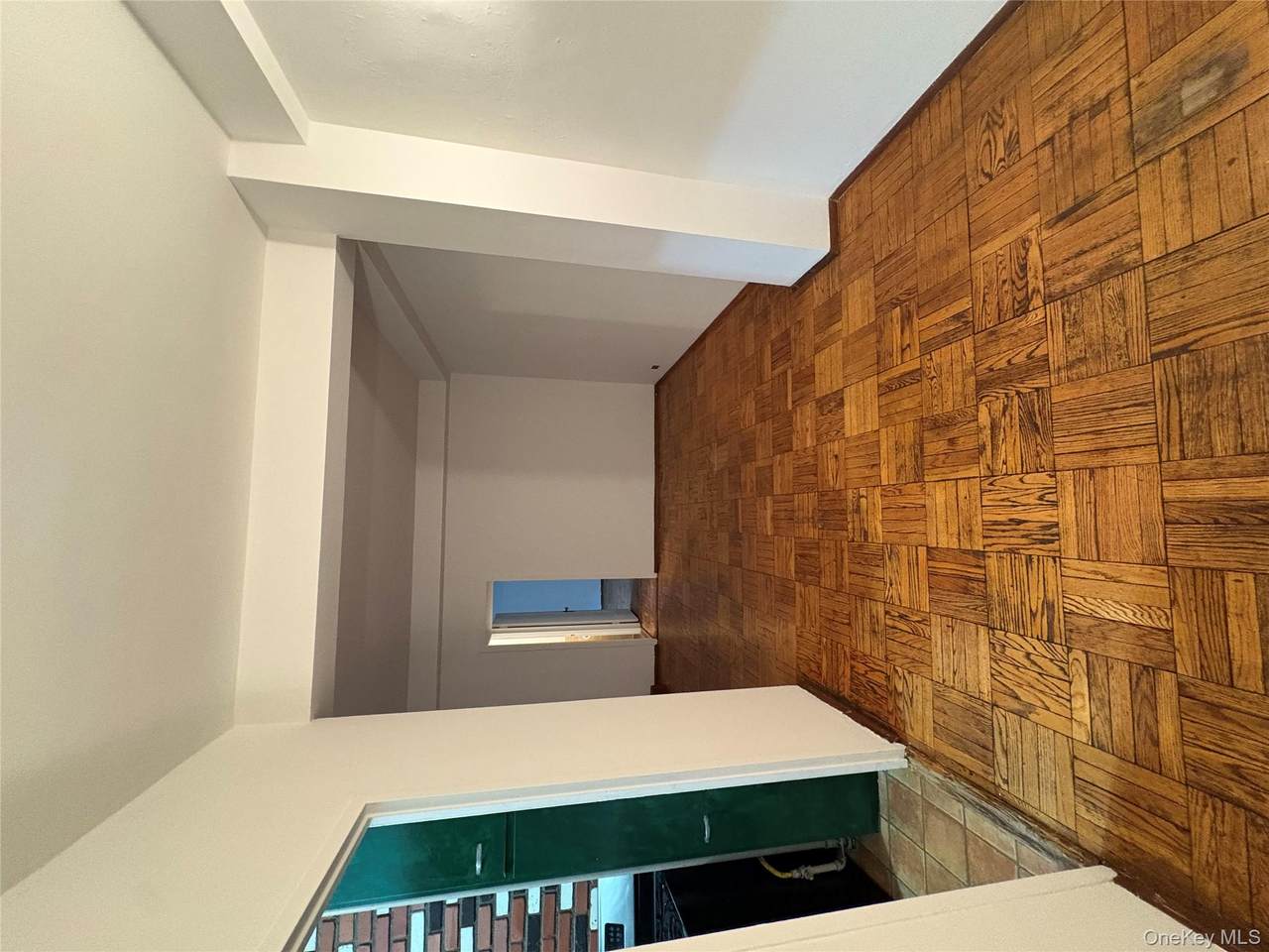 24 Metropolitan Oval - Photo 1