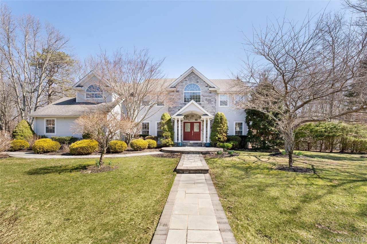 7 Framingham Lane - Photo 1