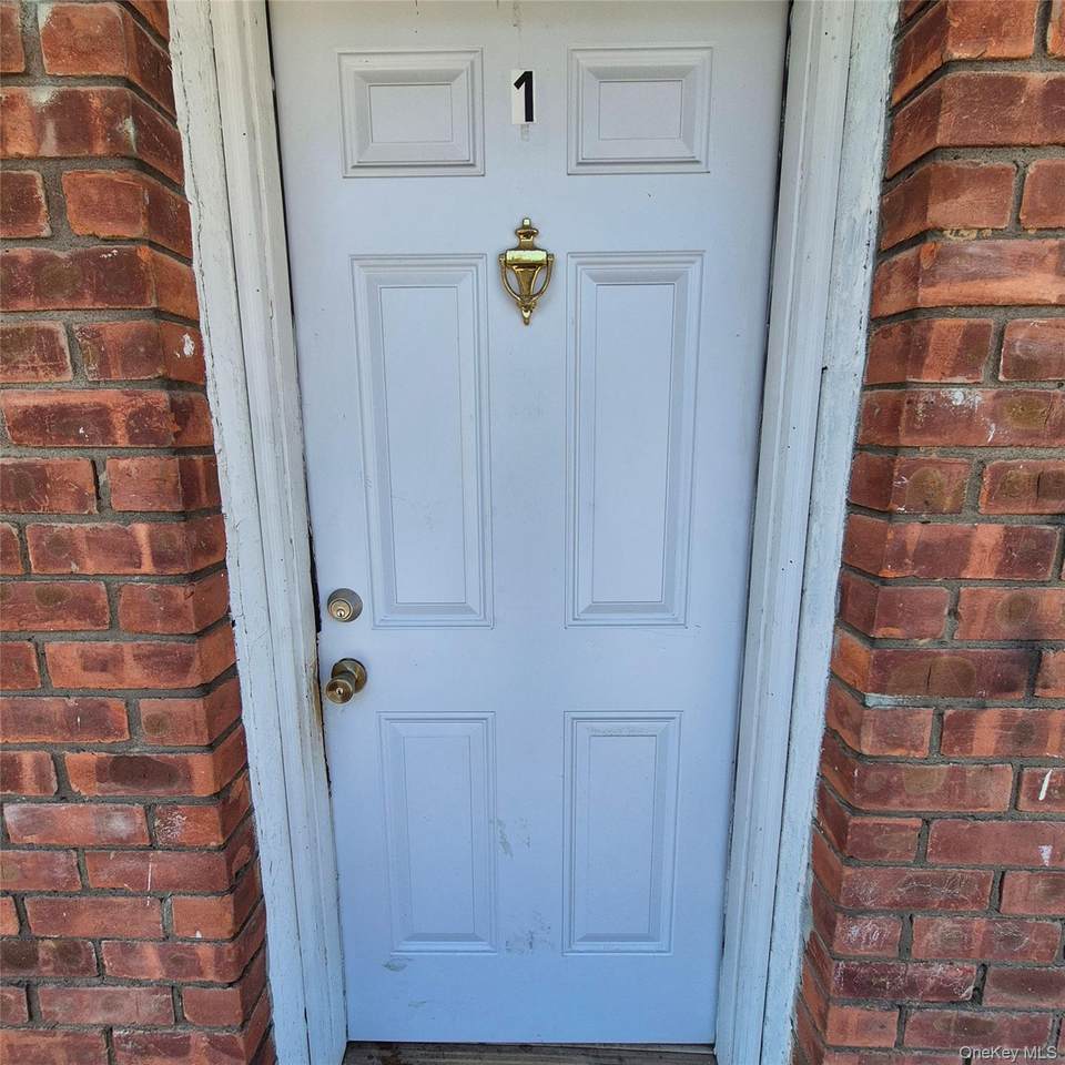 2071 Ulster Avenue - Photo 1