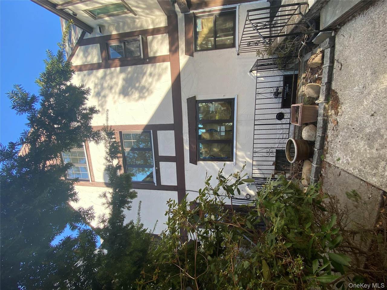 16403A 32nd Avenue - Photo 1