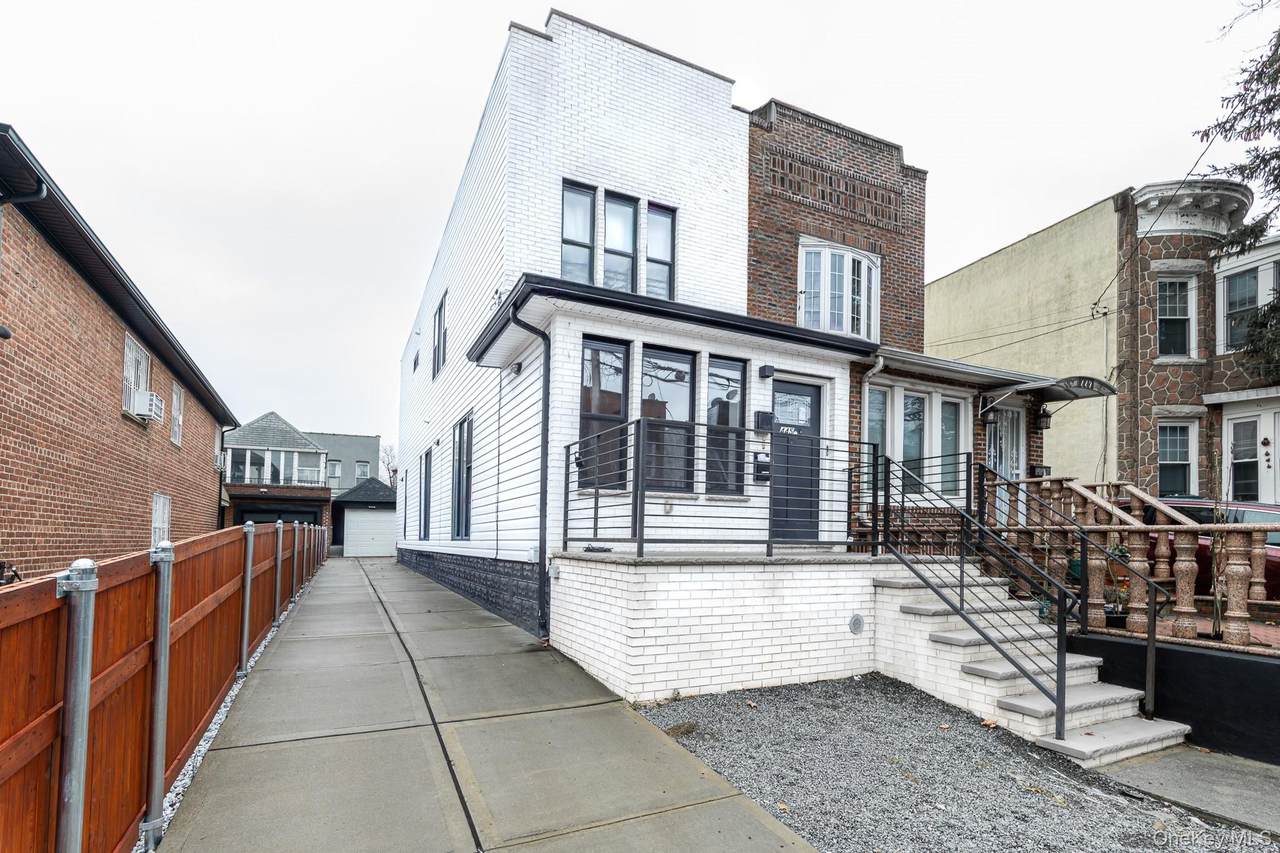 445 46th Street - Photo 1