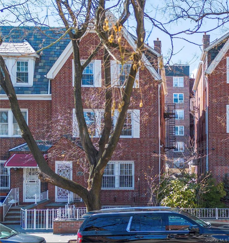 3326 83rd Street - Photo 1