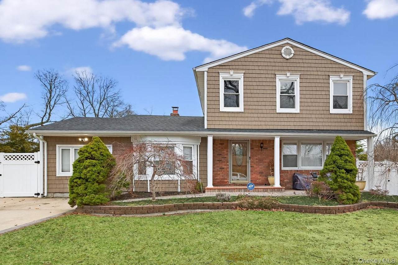 11 Dorchester Drive - Photo 1