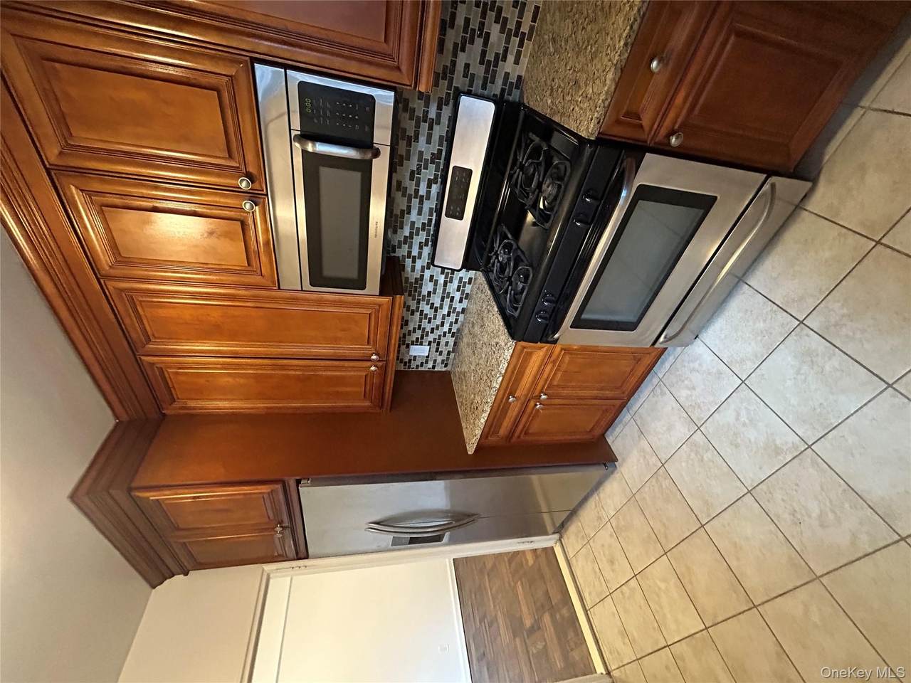 230 Pelham Road - Photo 1