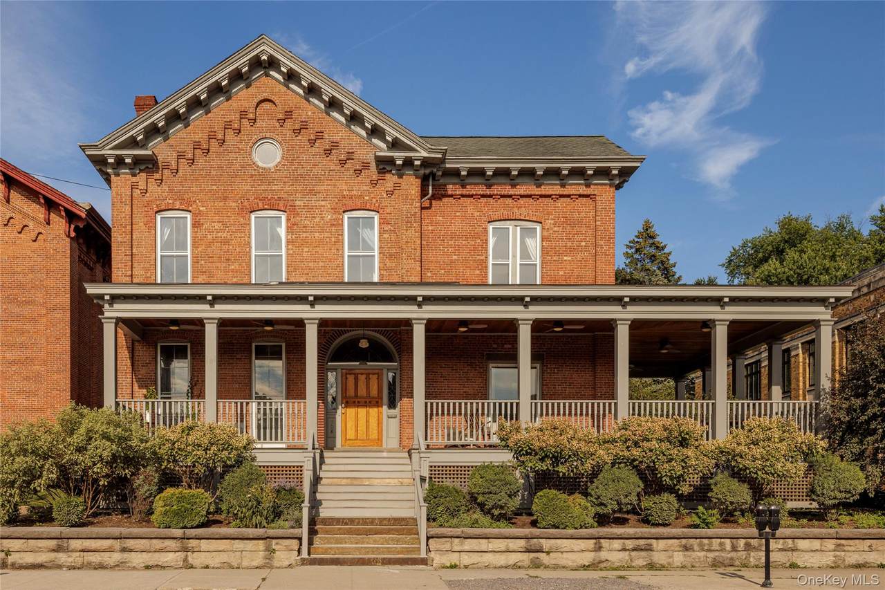 308 Main Street - Photo 1
