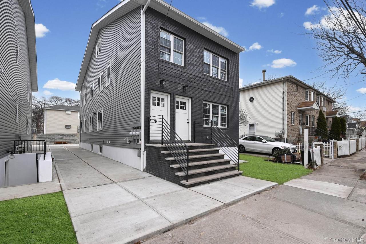 160-15 118th Road - Photo 1