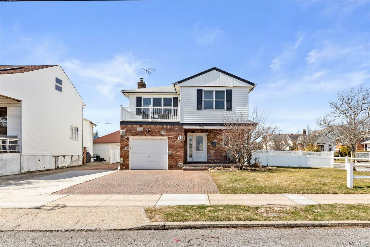 175 Roosevelt Boulevard - Photo 1