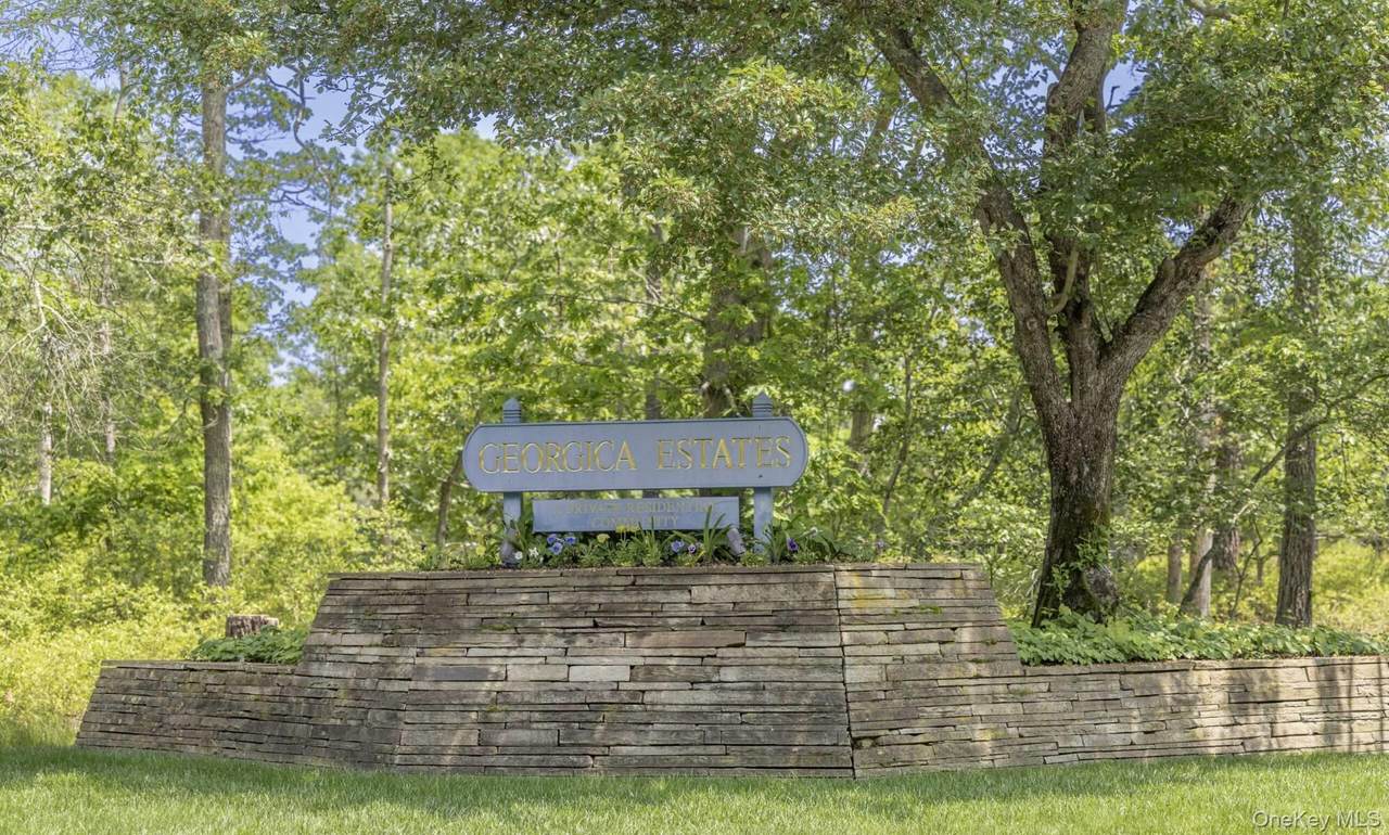 61 Huckleberry Lane - Photo 1