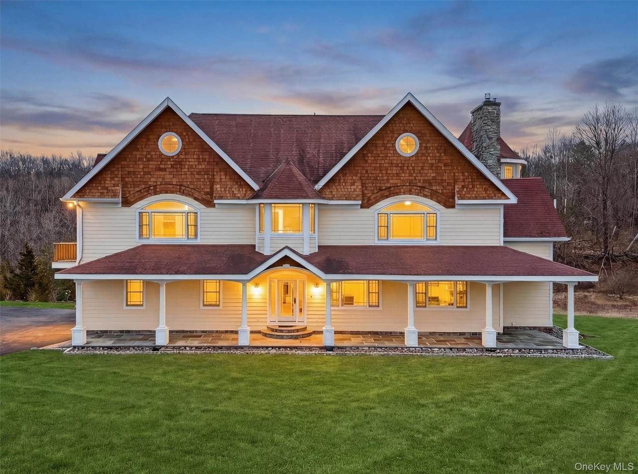 48 Eastview Lane - Photo 1