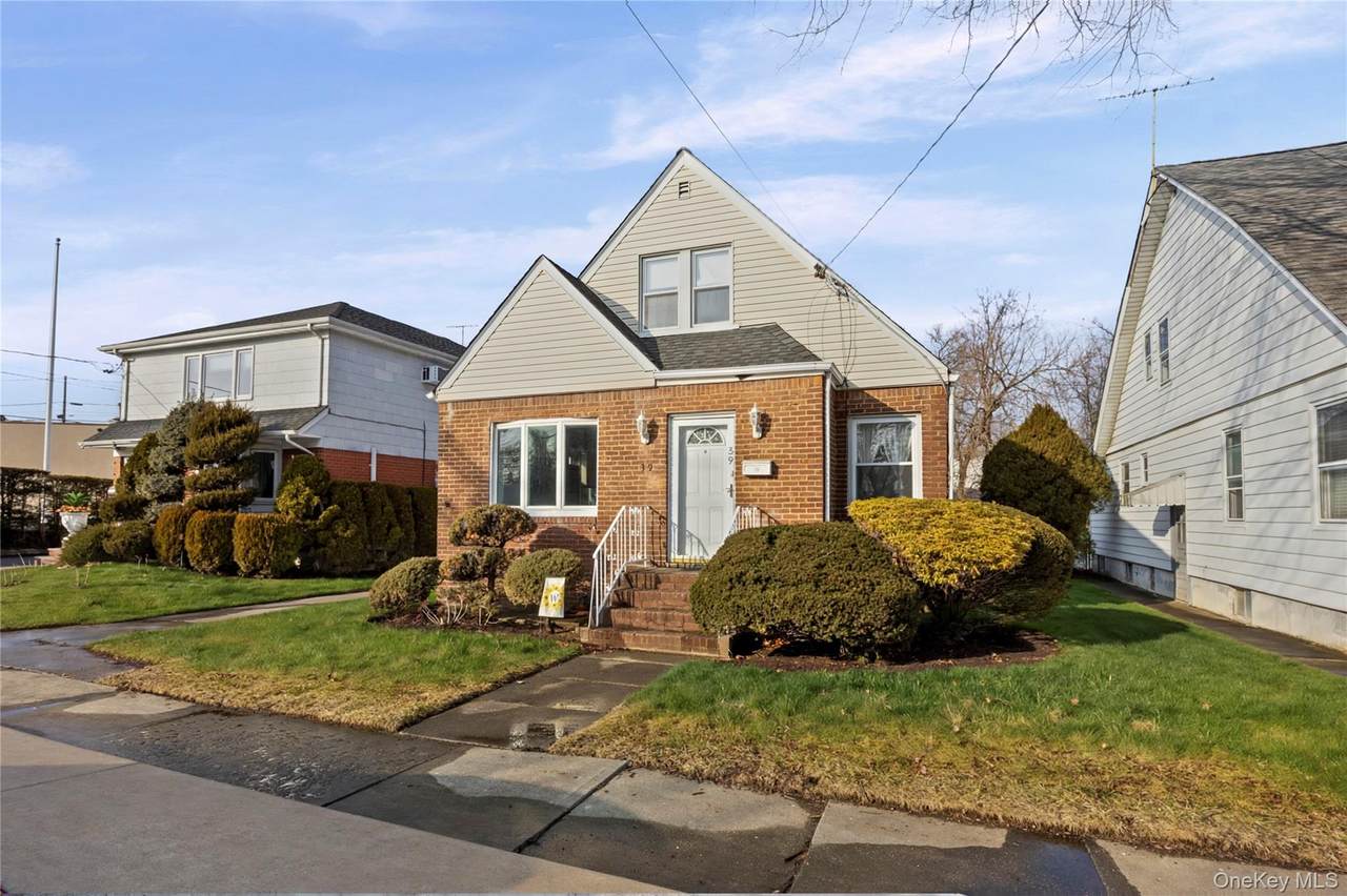 39 Stewart Street - Photo 1