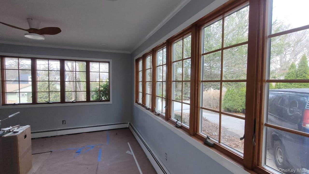 8 Dee Place - Photo 1