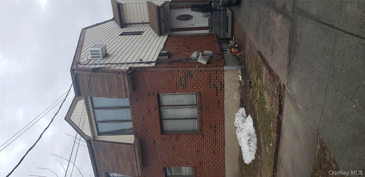 18411 144th Road - Photo 1