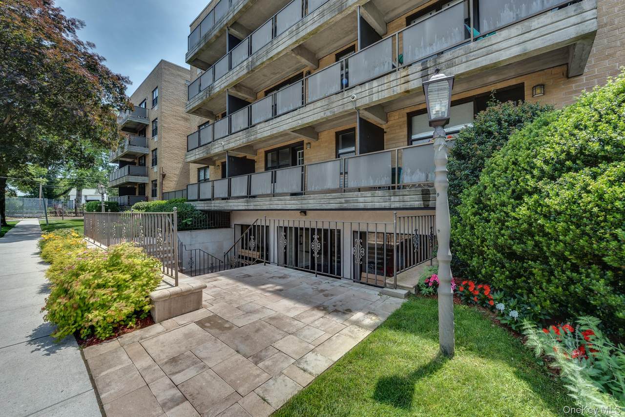 101 Jackson Avenue - Photo 1