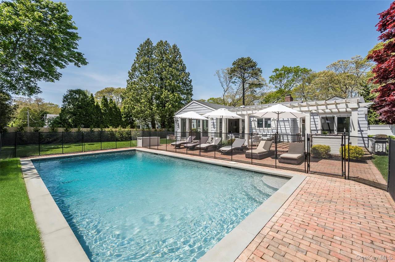 89 South Road - Photo 1