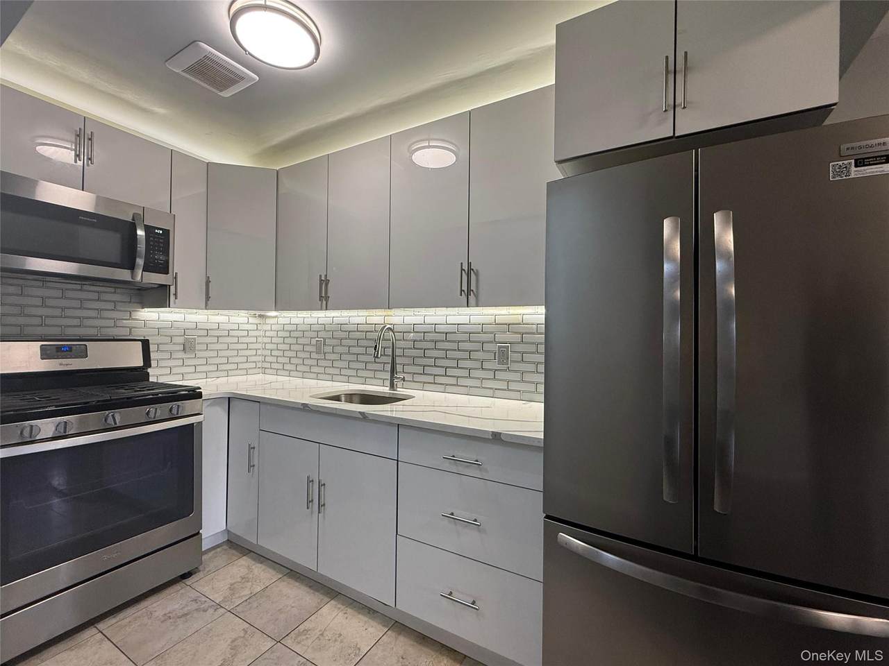 123 Barbey Street - Photo 1
