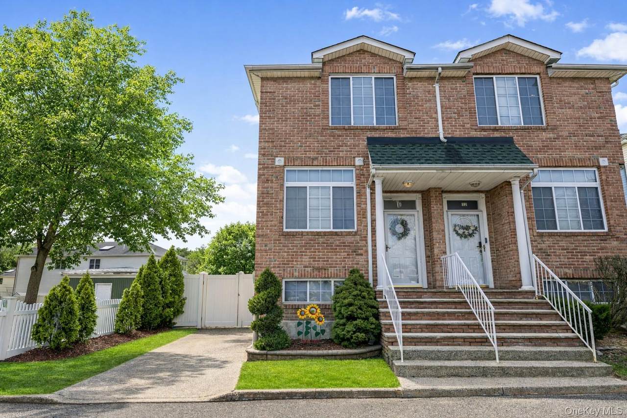 10 Dunhill Lane - Photo 1