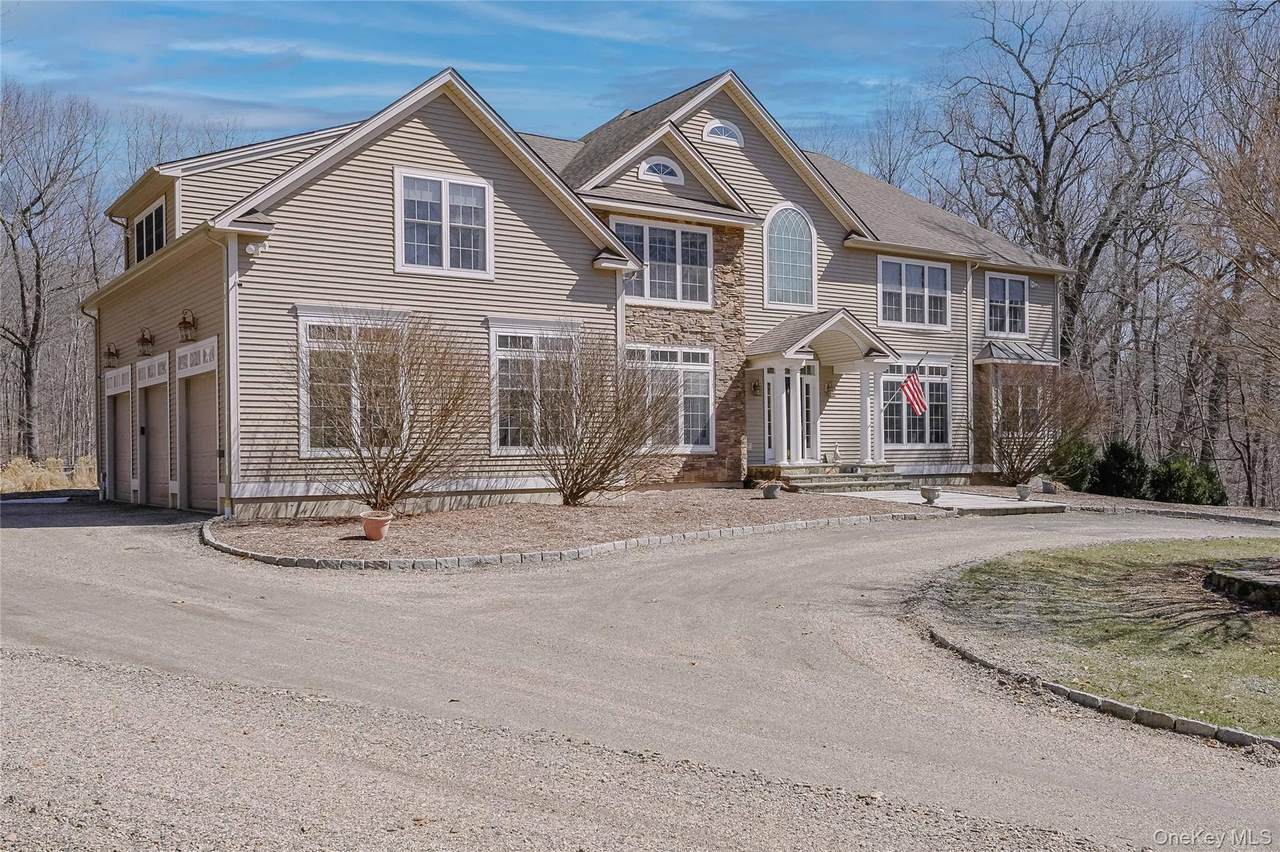 380 Southbury Road - Photo 1