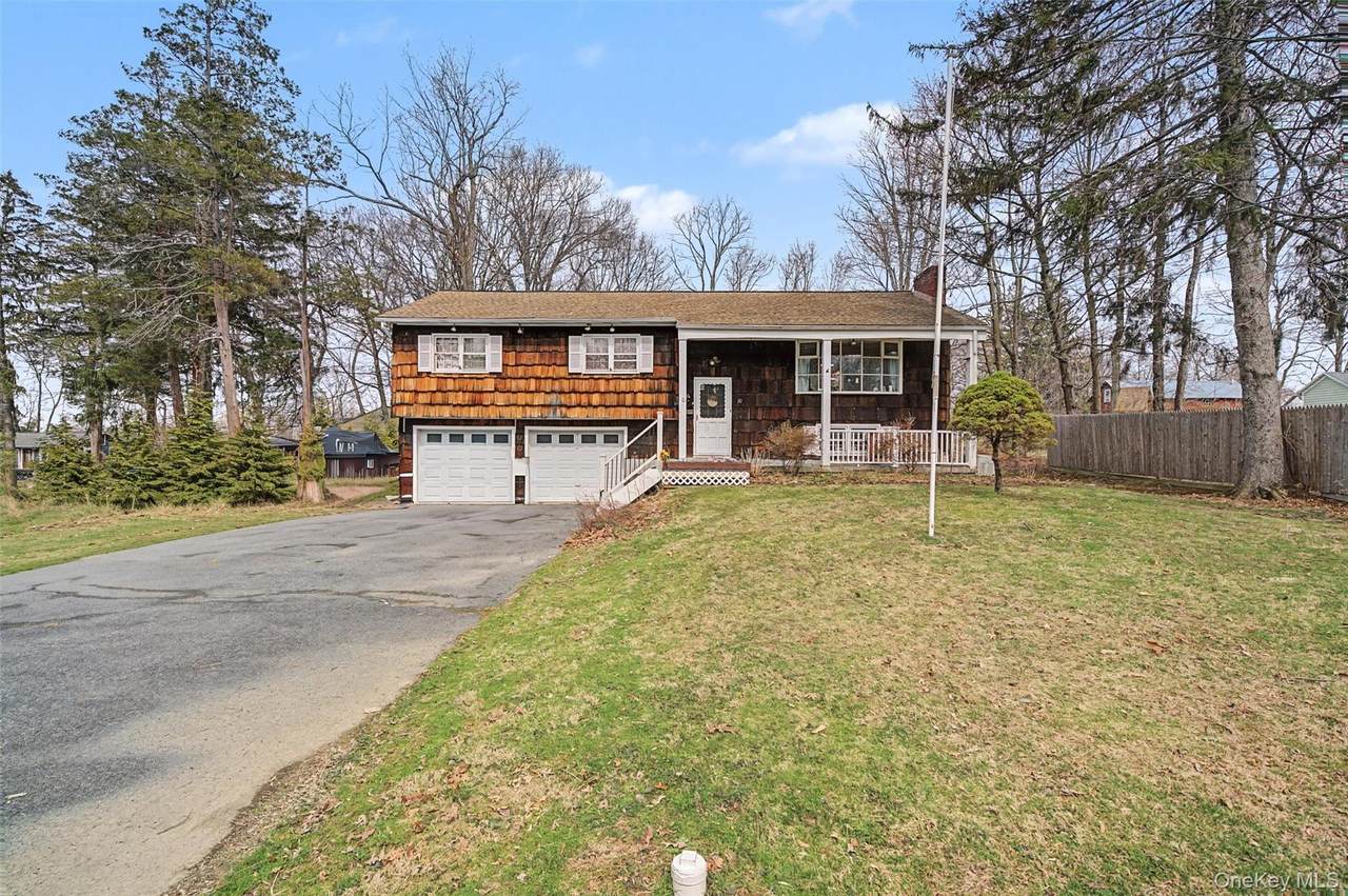 10 Cedar Lane - Photo 1