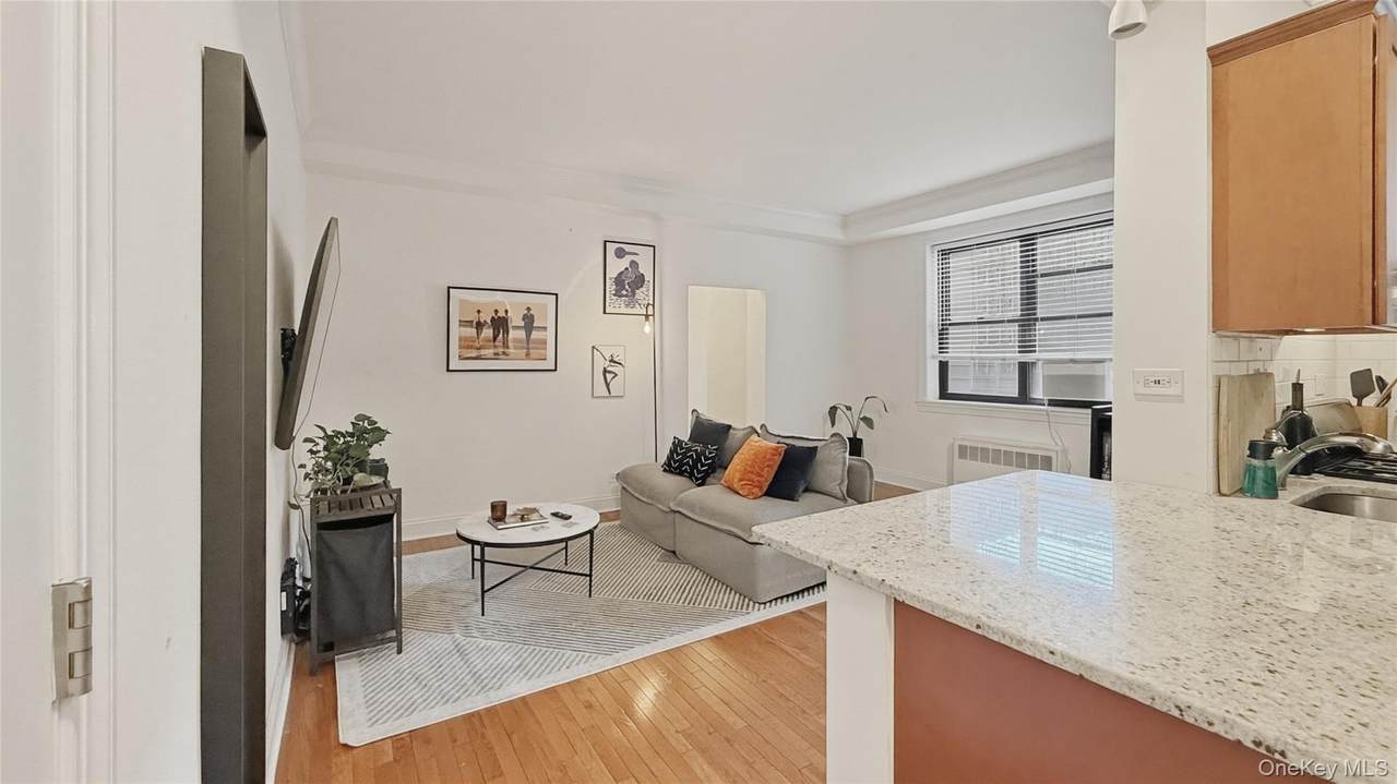 4489 Broadway - Photo 1