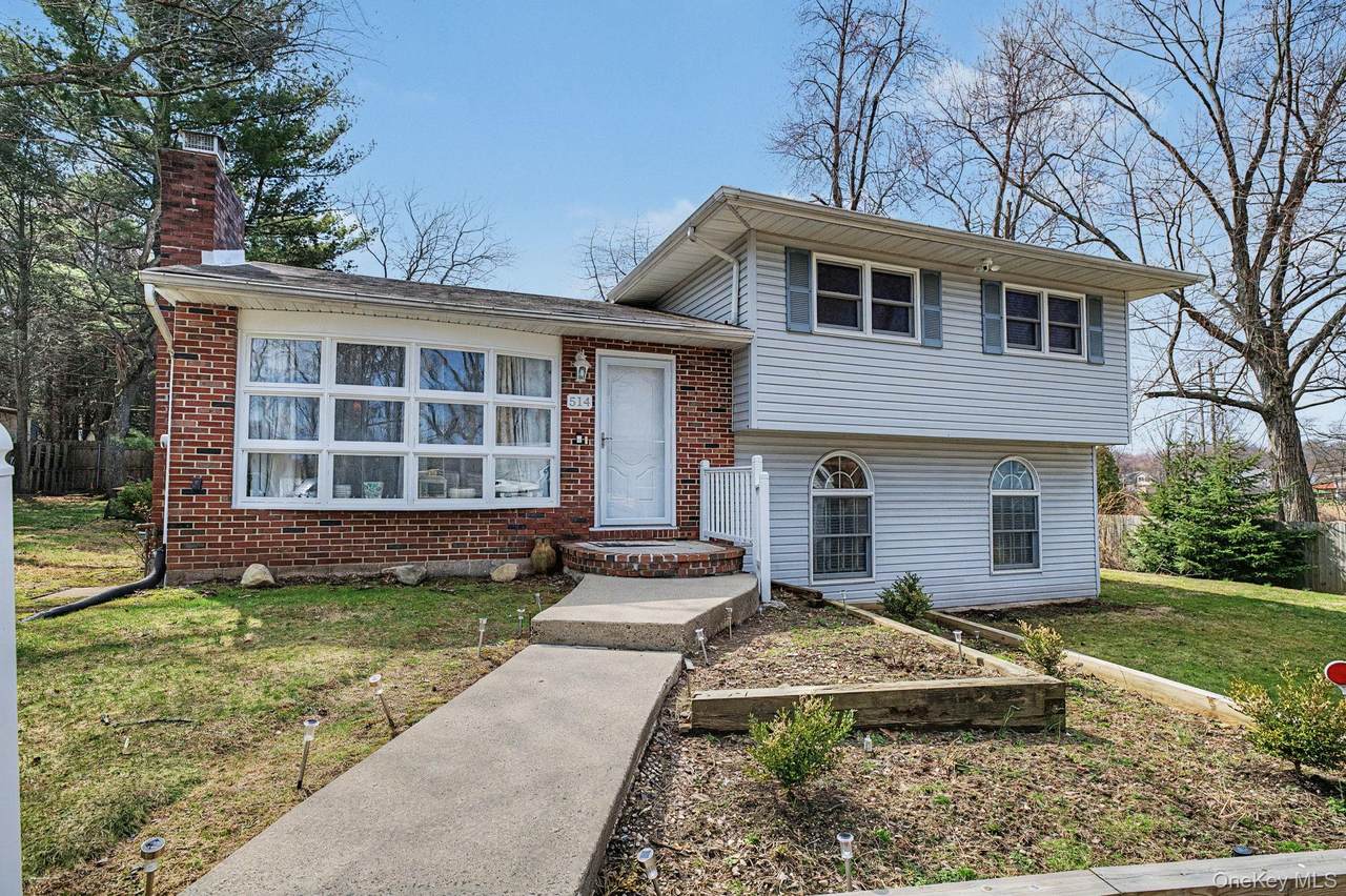 514 Kings Highway - Photo 1
