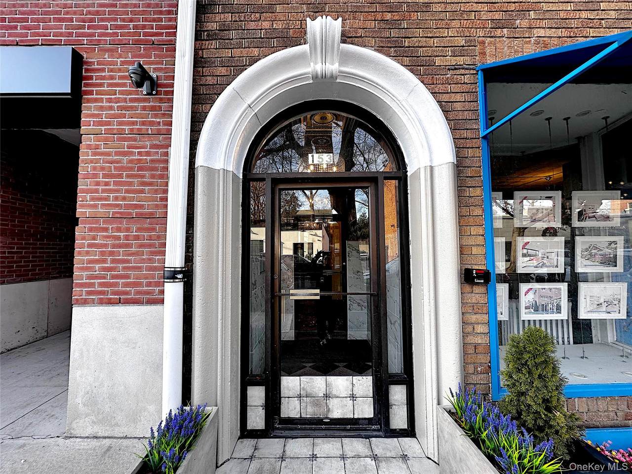 153 Fifth Avenue - Photo 1