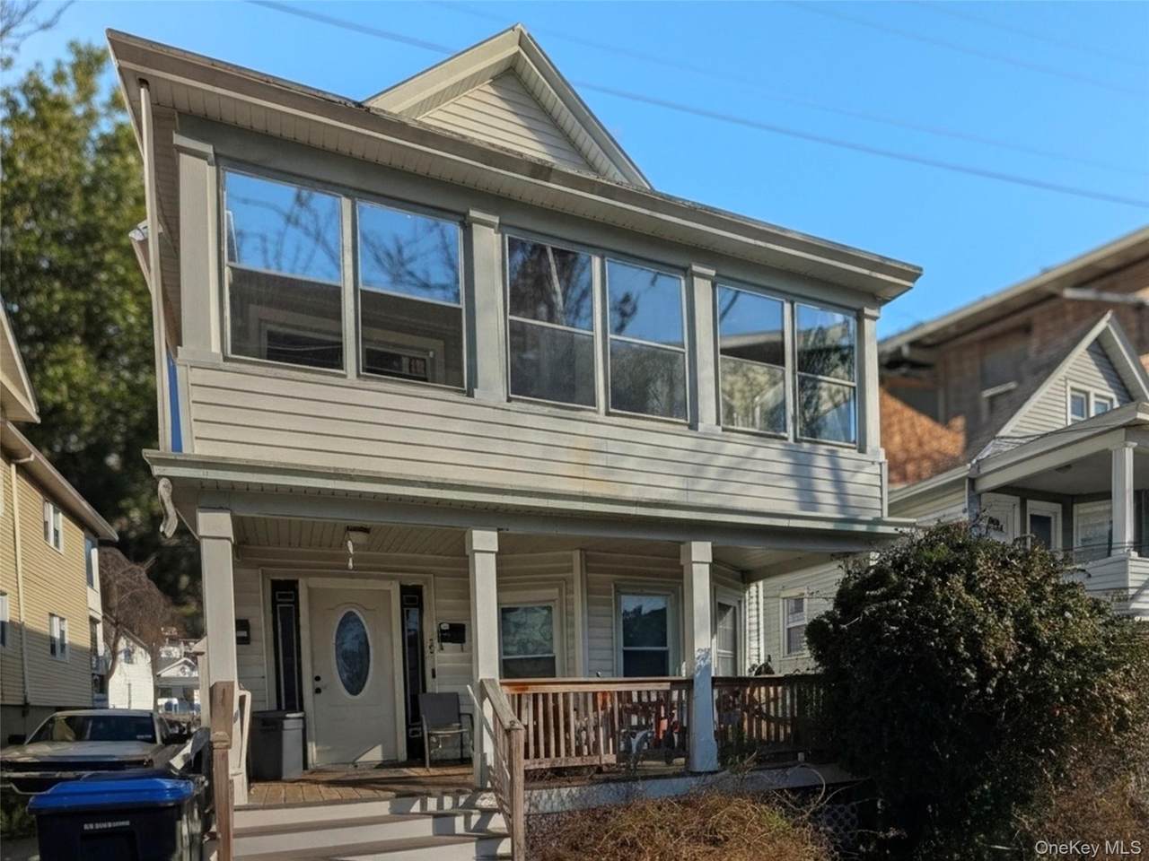 25 Roosevelt Avenue - Photo 1