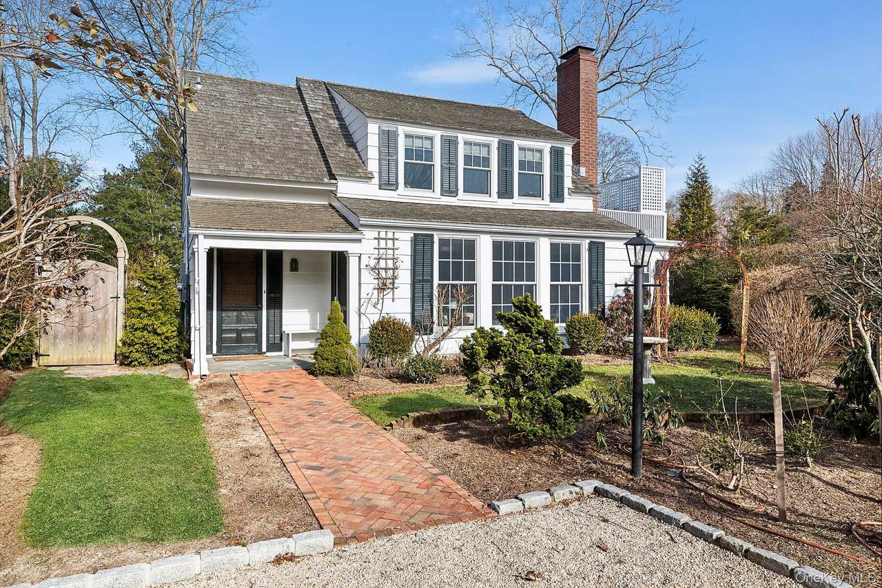 393 Hill Street - Photo 1