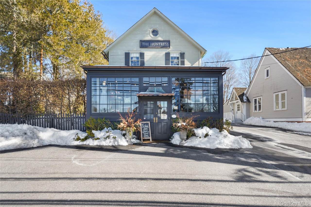 259 Westchester Avenue - Photo 1