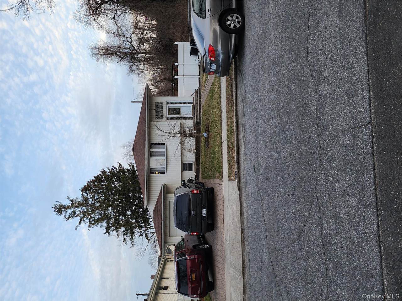 1656 Michalicki Place - Photo 1