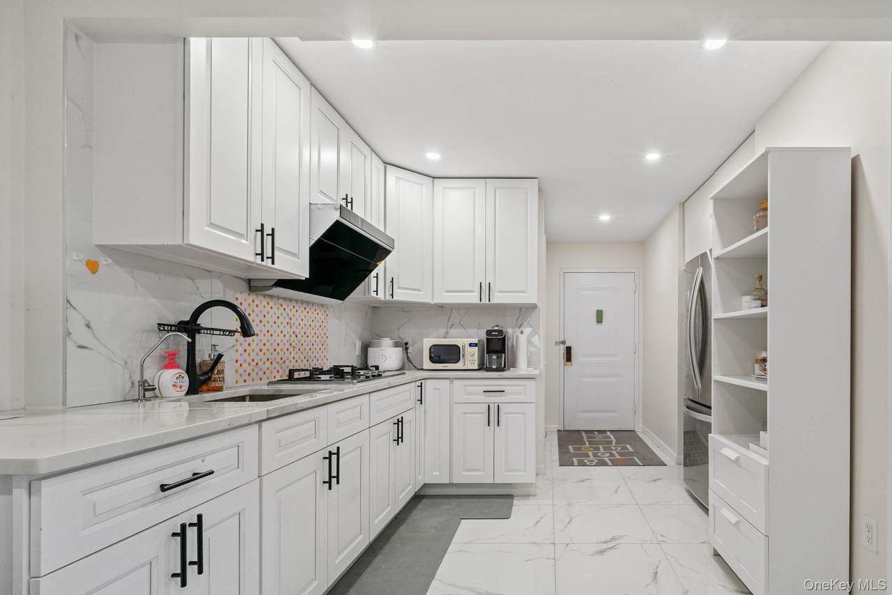 3720 Prince Street - Photo 1