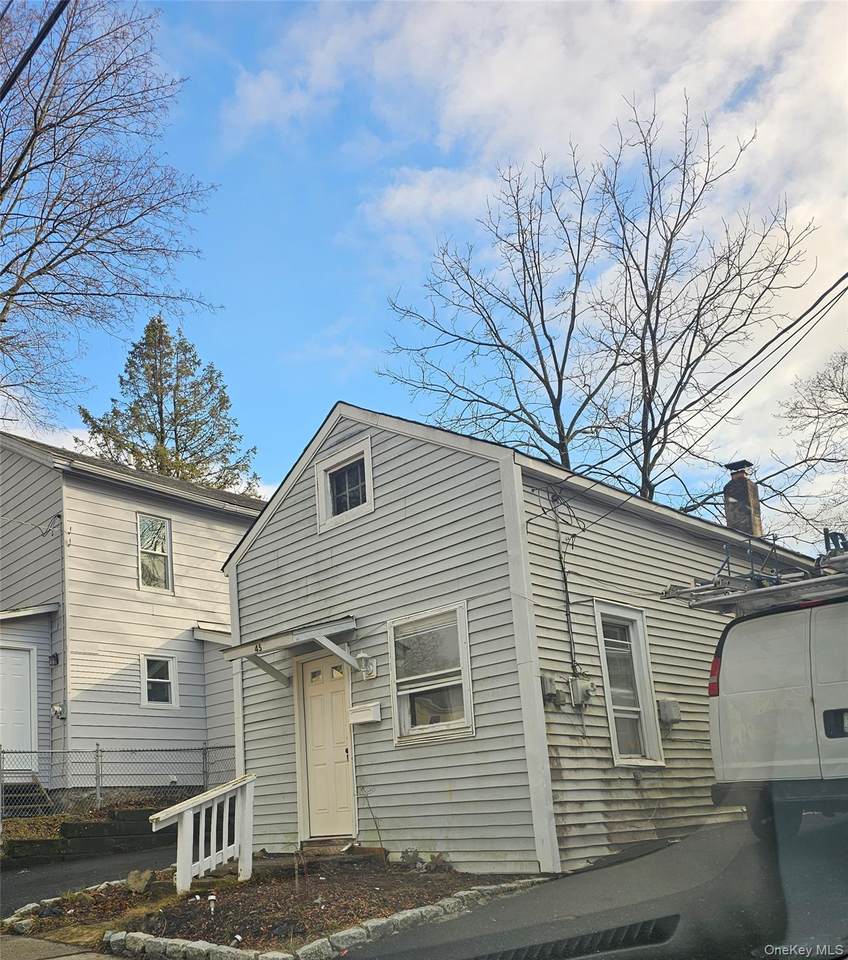 45 Knapp Avenue - Photo 1