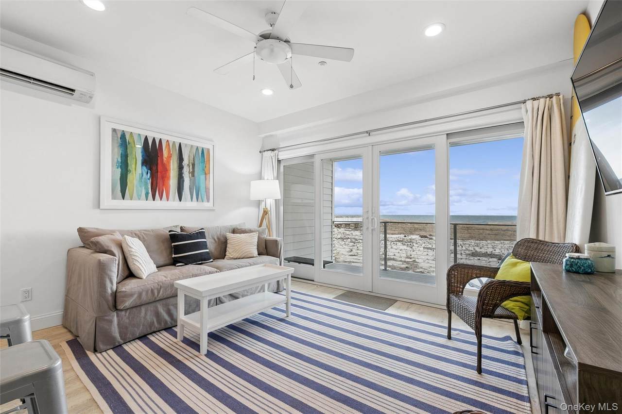 473 Dune Road - Photo 1
