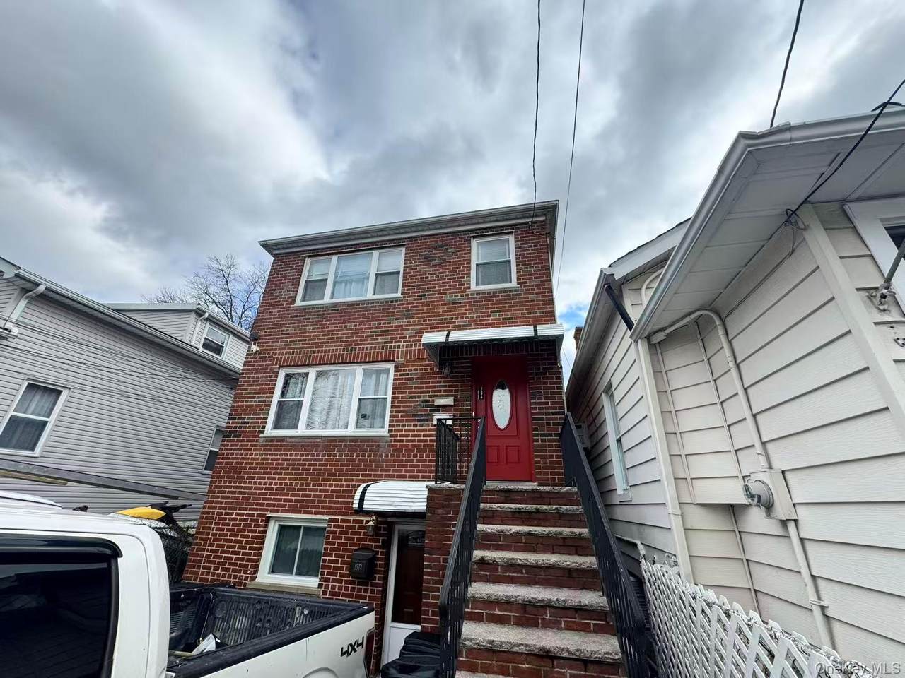 1374 Gillespie Avenue - Photo 1