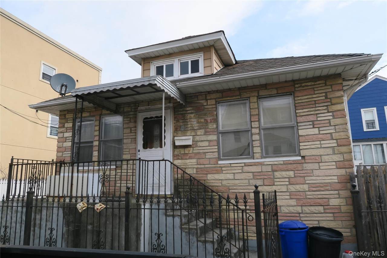 1382 Mcbride Street - Photo 1